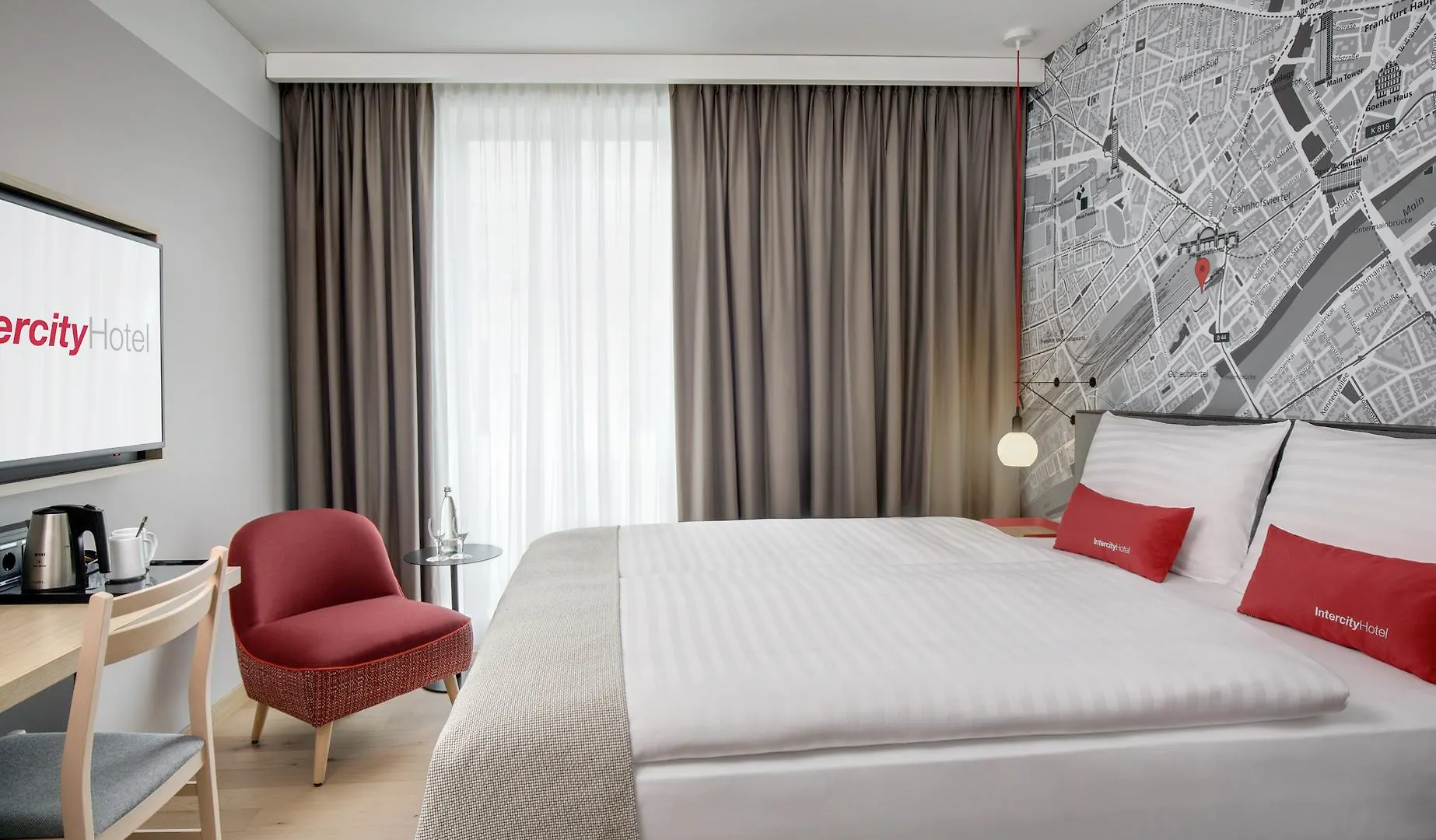 فندق Intercityhotel Amsterdam Schiphol Airport هوفدوربْ
