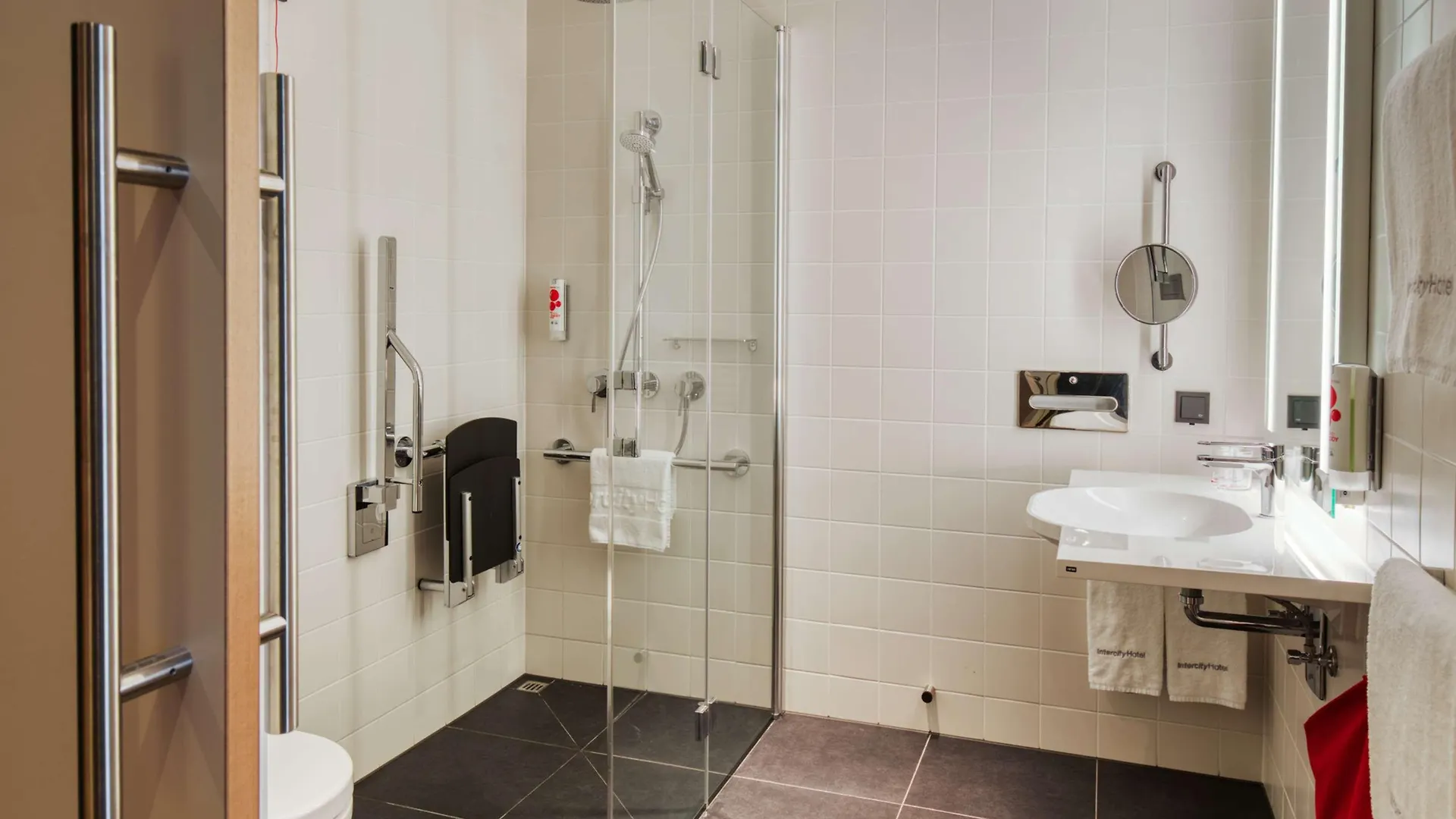 Intercityhotel Amsterdam Schiphol Airport هوفدوربْ هولندا