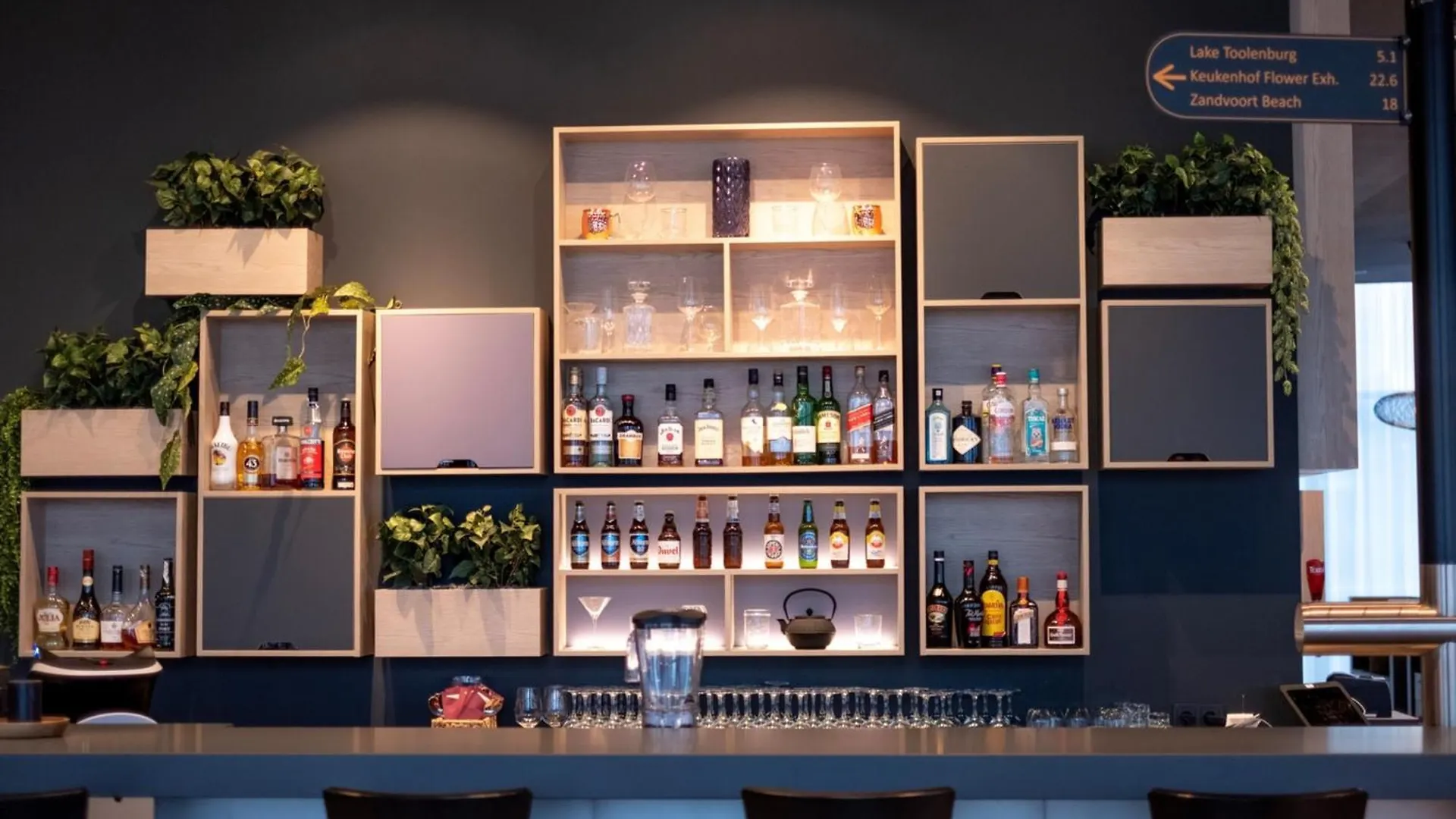Intercityhotel Amsterdam Schiphol Airport Хоофддорп 4*,  Нидерланды