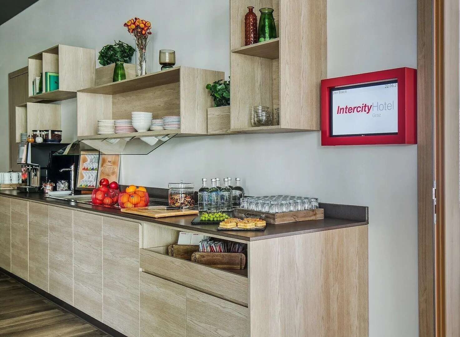 ホテル Intercityhotel Amsterdam Schiphol Airport ﾎｰﾌﾄﾞﾛｰﾌﾟ
