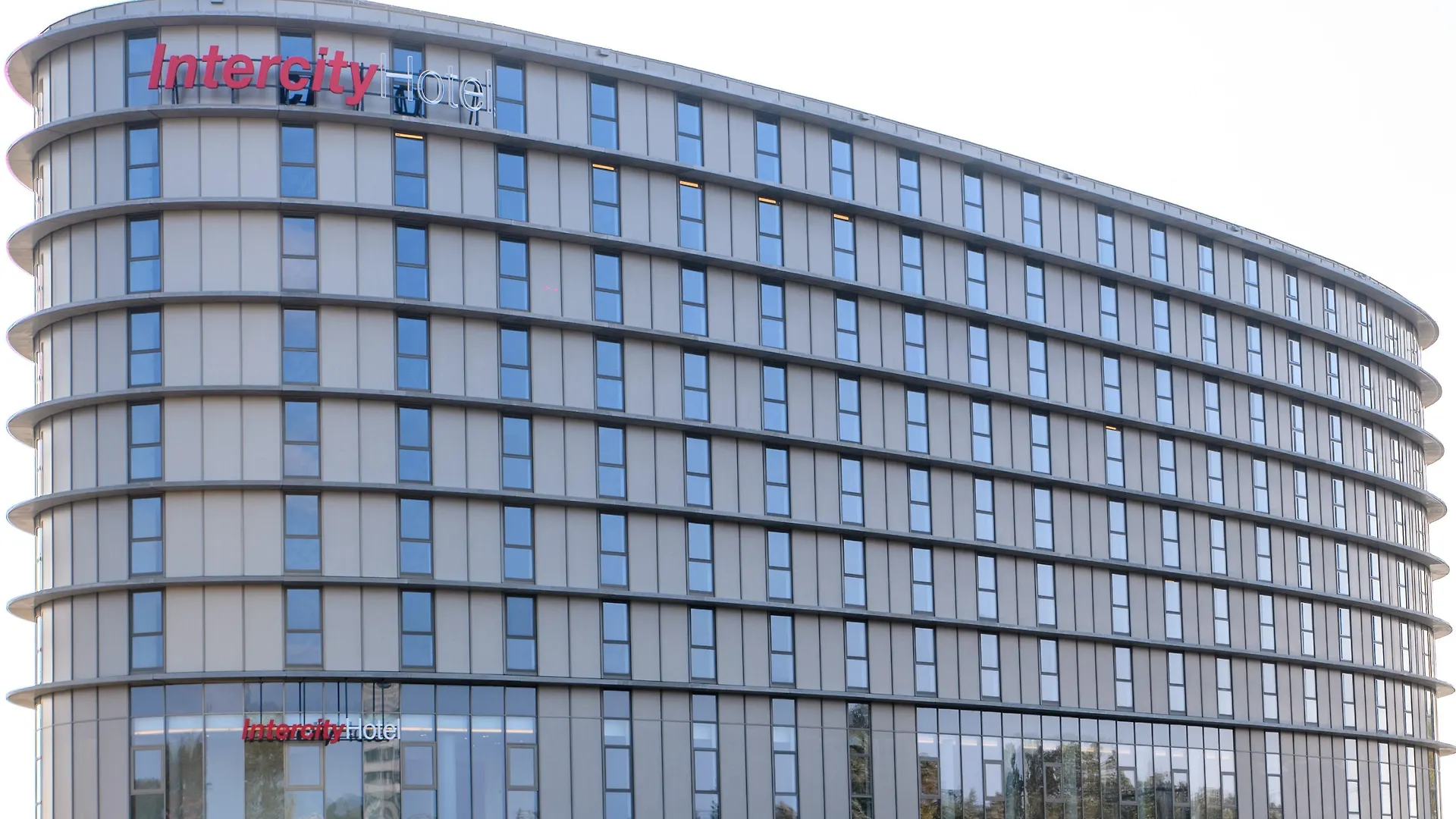 Intercityhotel Amsterdam Schiphol Airport ﾎｰﾌﾄﾞﾛｰﾌﾟ